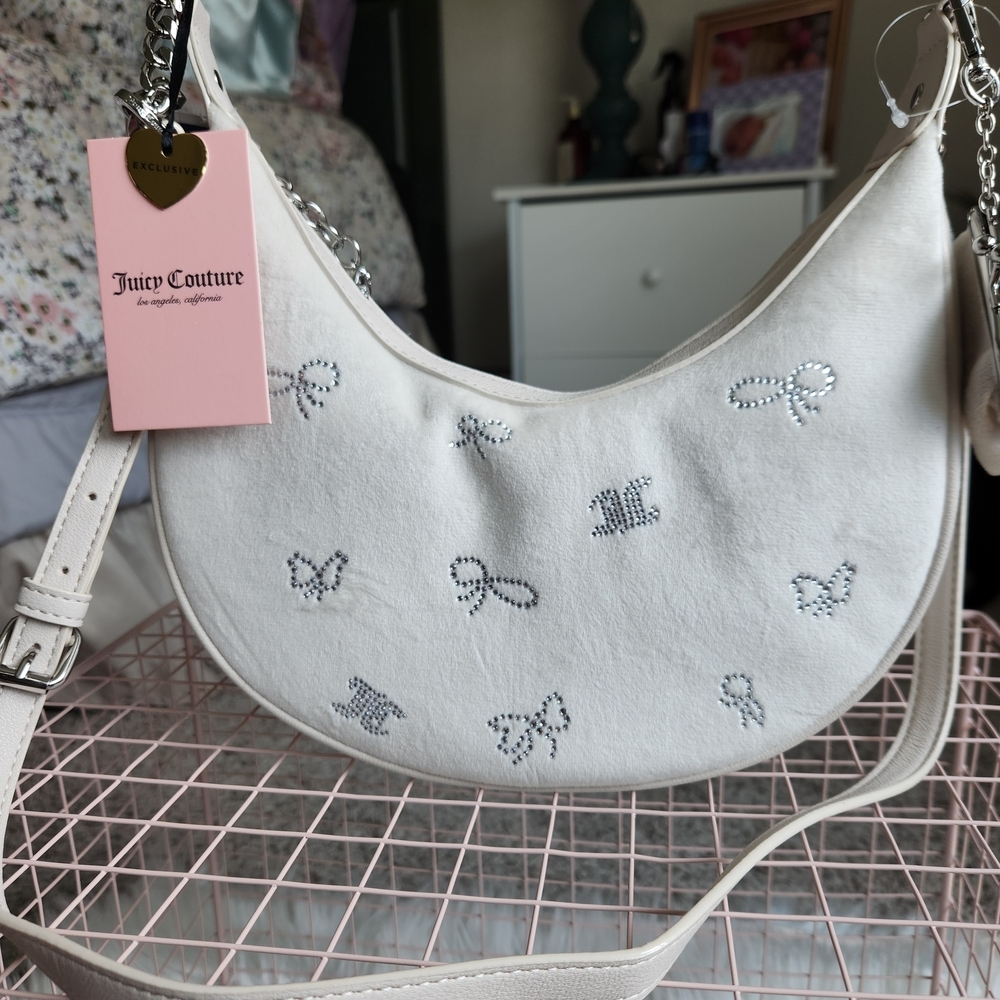 Juicy Couture White Shoulder Bag with Silver Accents - Picture 2 of 4